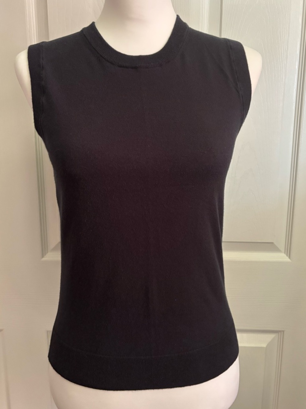 J. Crew Black Sleeveless Knit Tank Top 66% Cotton